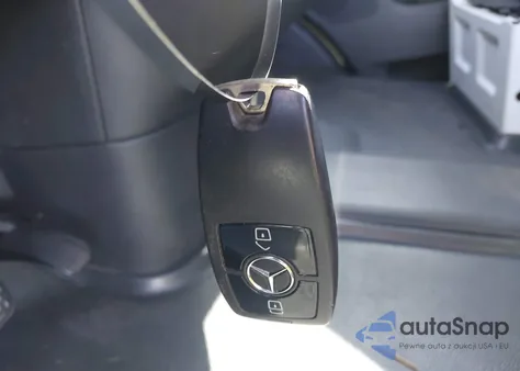 2019 Mercedes-Benz Sprinter 2500 High Roof V6 из США, поврежденный, VIN WD4PF1CDXKP067397